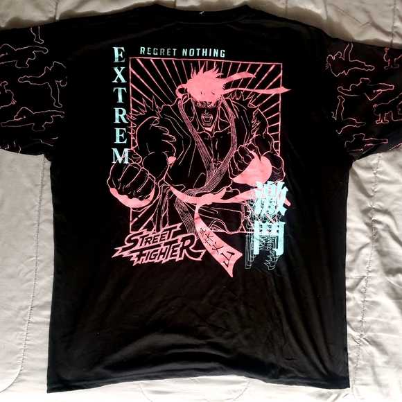 Street Fighter XXL Neon Ryu Shirt - Picture 2 of 4